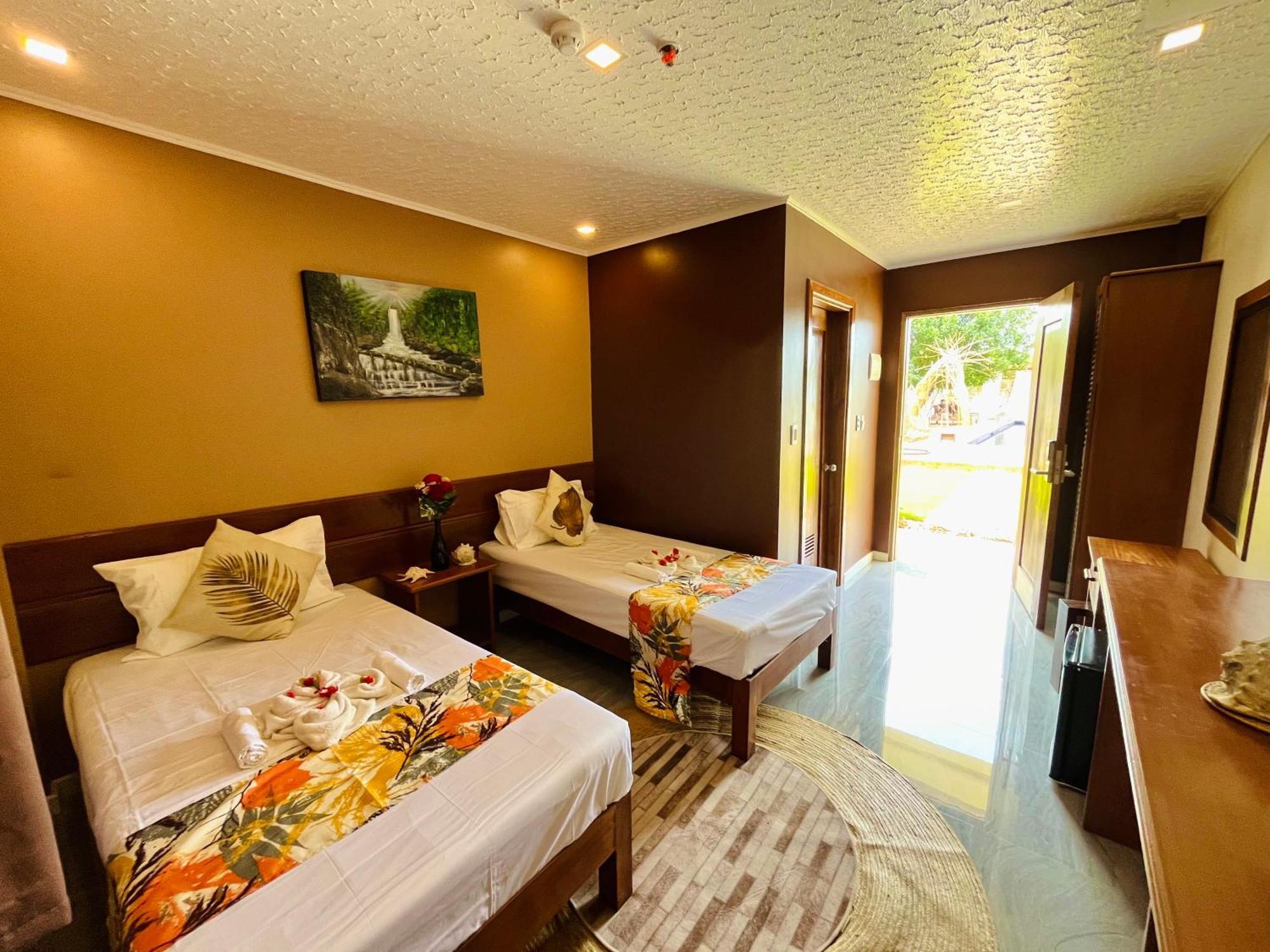 On Board Lifestyle Panglao Resort Exterior photo
