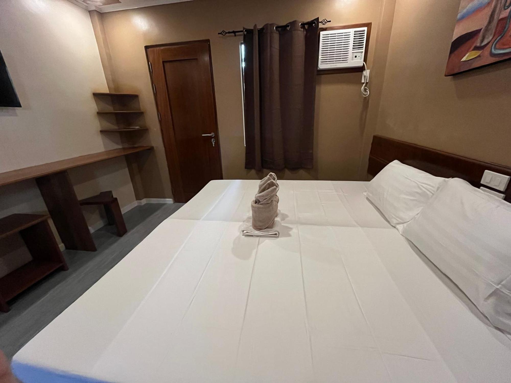 On Board Lifestyle Panglao Resort Exterior photo