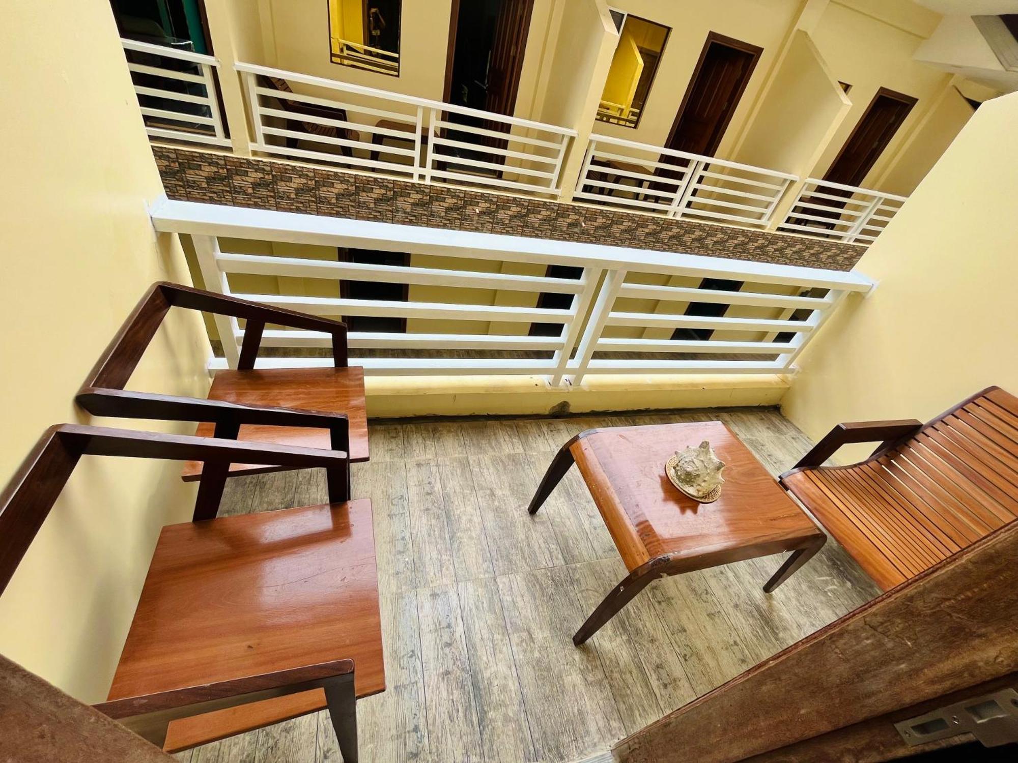 On Board Lifestyle Panglao Resort Exterior photo